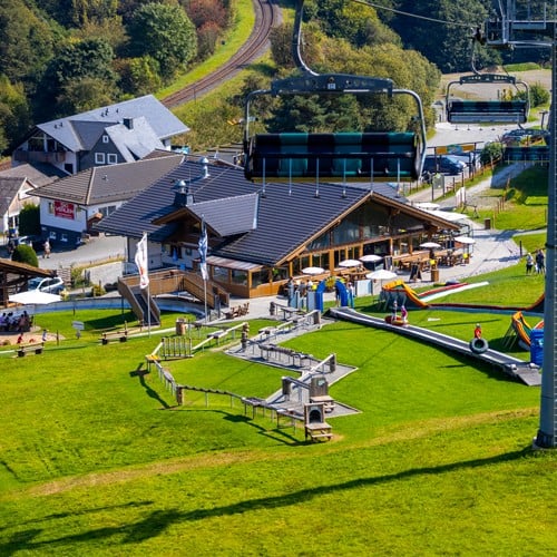 Blockhaus Willingen Luxus Lodge im Sommer